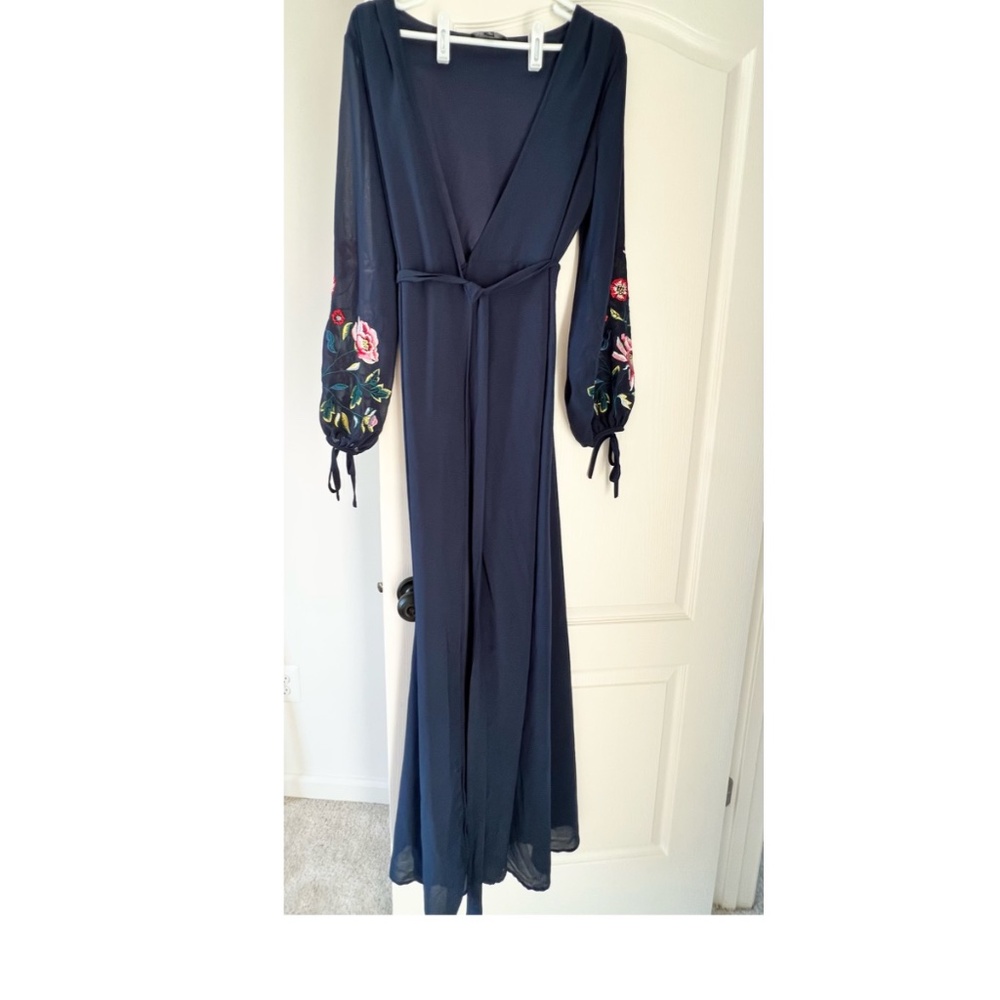 Lulus navy wrap tie maxi dress with sleeve embroidery